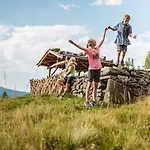 Sonnau Vacation Near Wildkogelarena * ברמברג אם ווילדקוגל