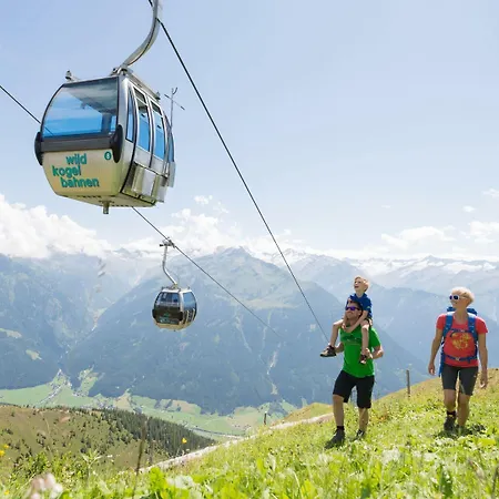 Sonnau Vacation Near Wildkogelarena Daire Bramberg am Wildkogel